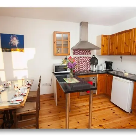 Holiday home Cosy Self Contained With Stunning Views Killaloe